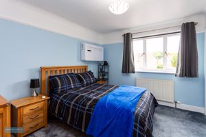 Bedroom- click for photo gallery